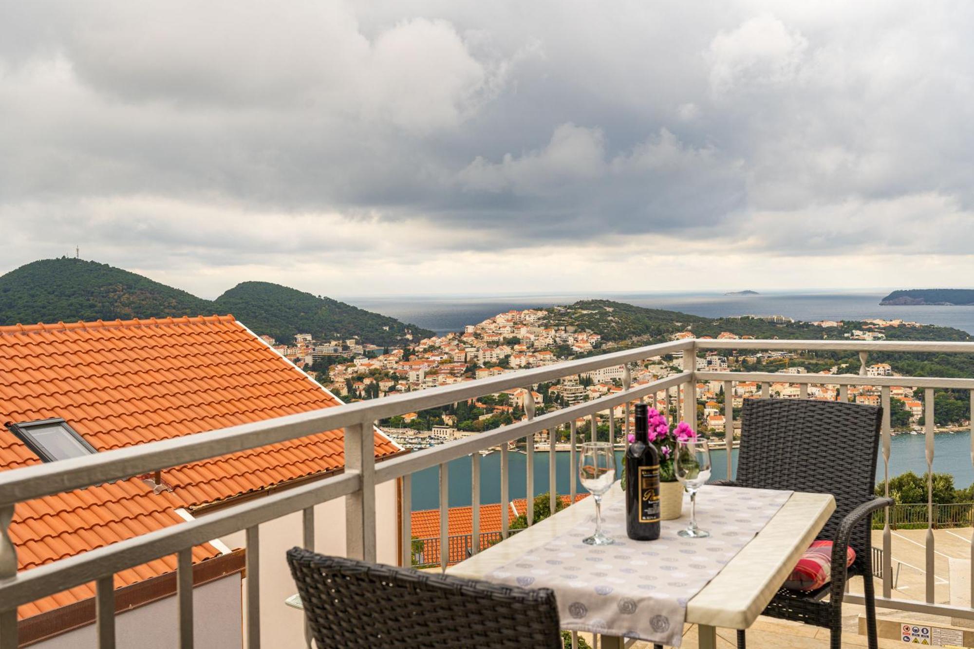 Sea View Apartment Nuncijata Dubrovnik Bagian luar foto