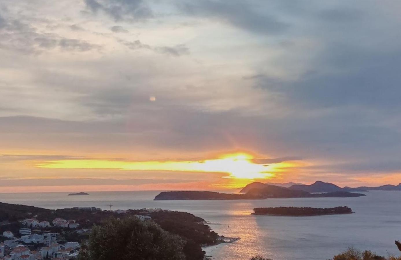 Sea View Apartment Nuncijata Dubrovnik Bagian luar foto